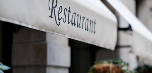 Restaurant sign in Barcelona