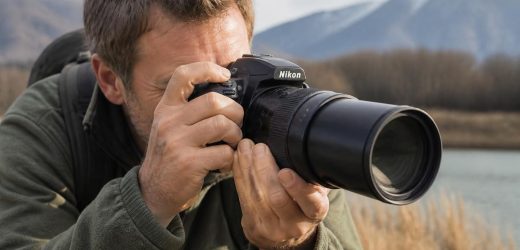 découvrez notre test complet du nikon coolpix p1000 et plongez dans l'univers de la photographie avancée grâce à ses performances exceptionnelles et son zoom impressionnant.